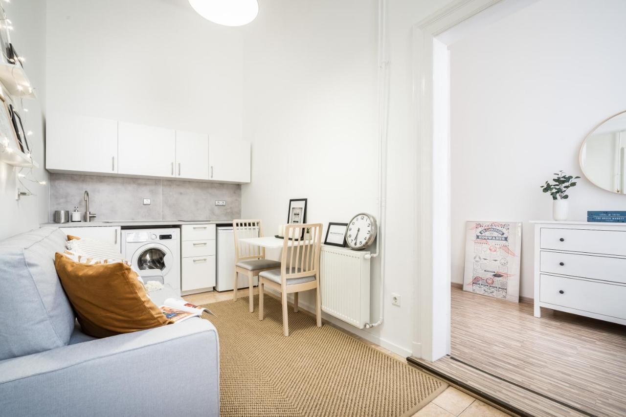 Bpr Delia'S Apartment Budapest Eksteriør bilde